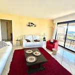 בית נופש Les Pins 4 People Pool Garage