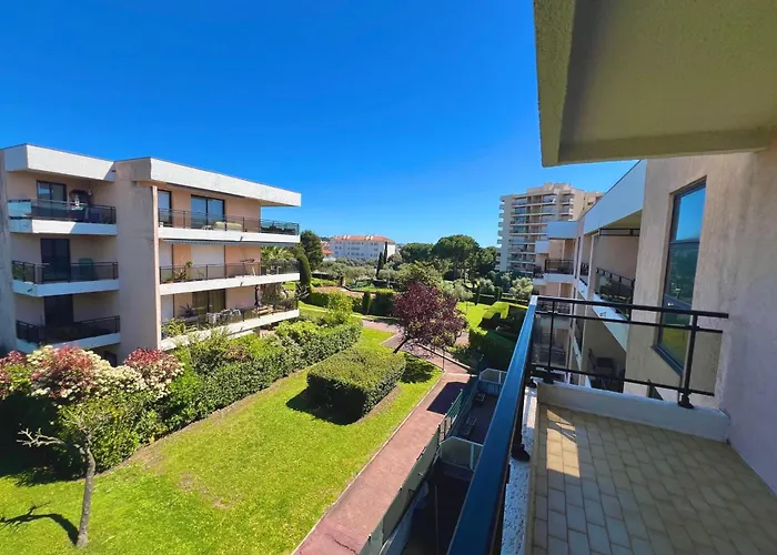 Casa vacanze Les Pins 4 People Pool Garage Juan-les-Pins