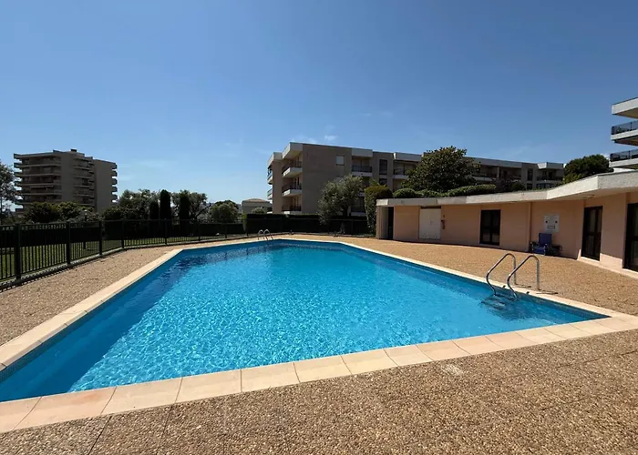 Les Pins 4 People Pool Garage Casa vacanze